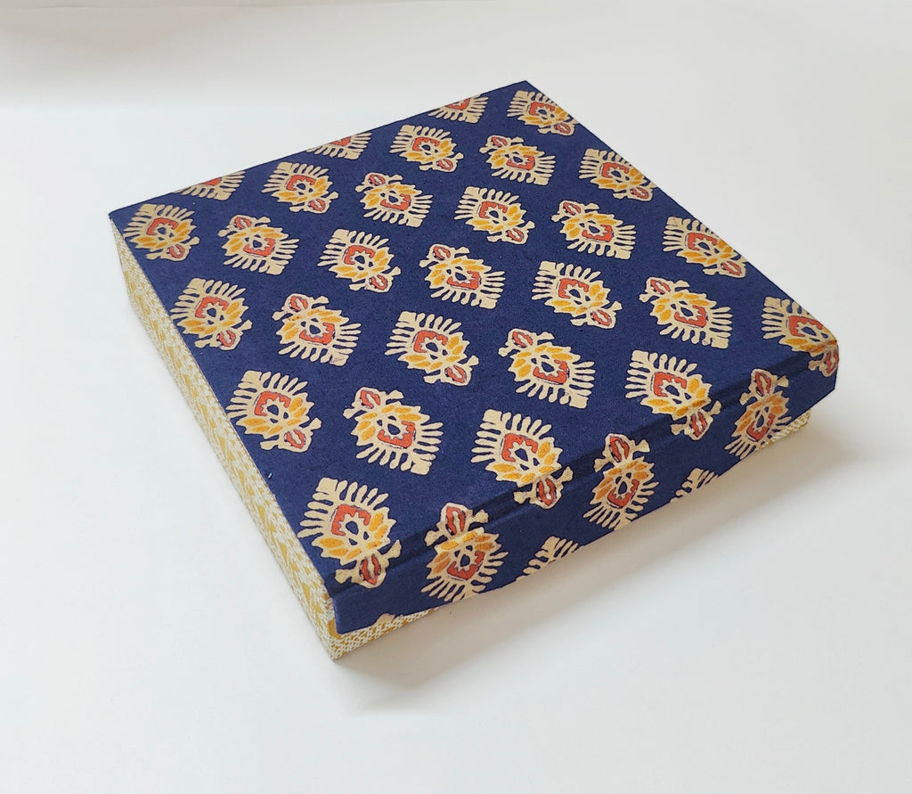 9 slot Jewellery organizer - Blue Ajrakh