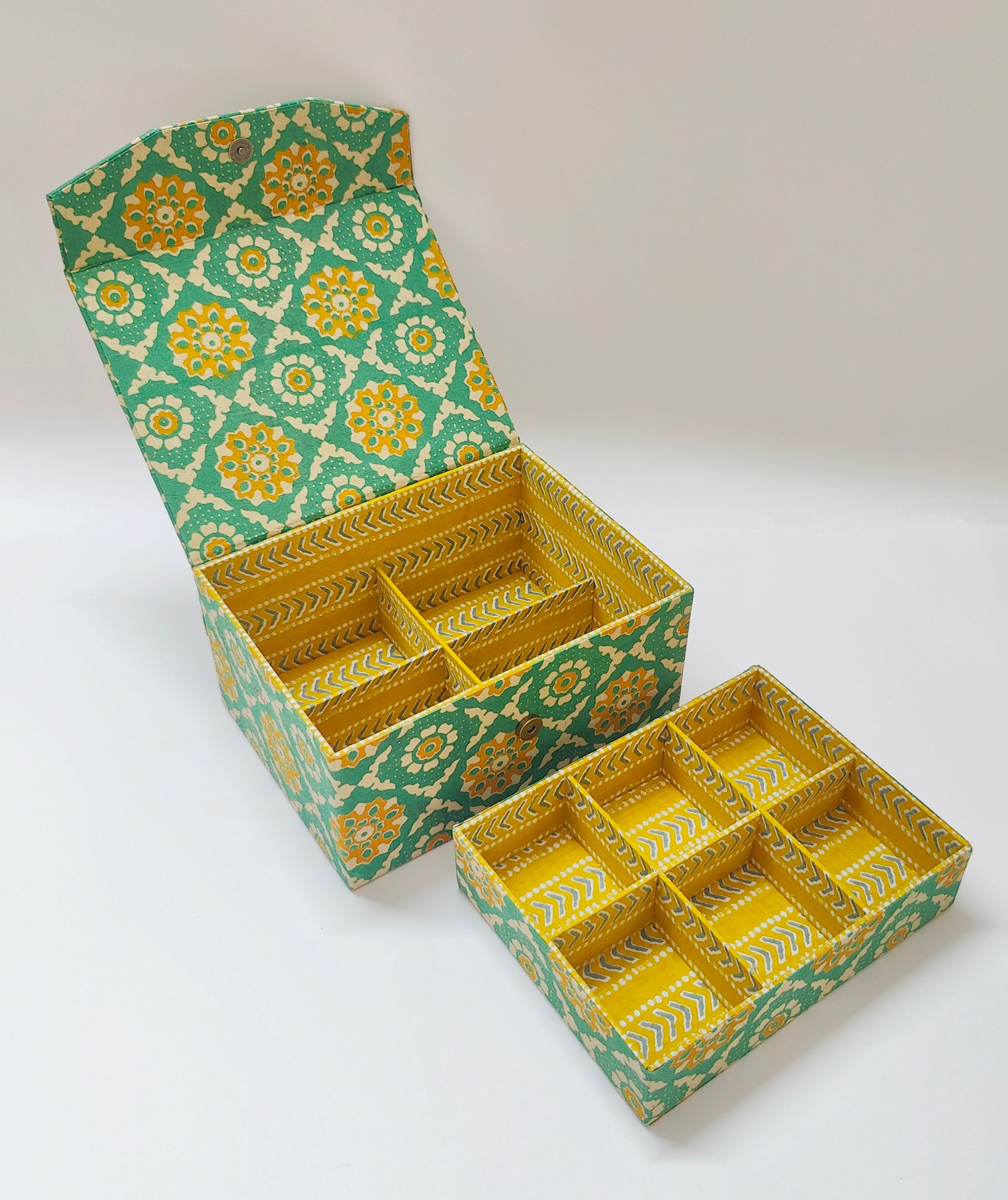 Double Level Jewellery Organizer - Green &amp; Yellow Kalamkari