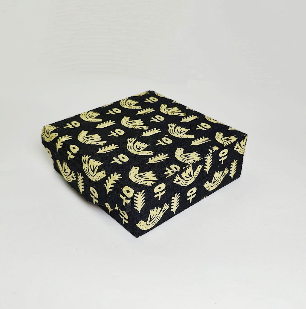 Square 4 slot jewellery organizer - Black Bird