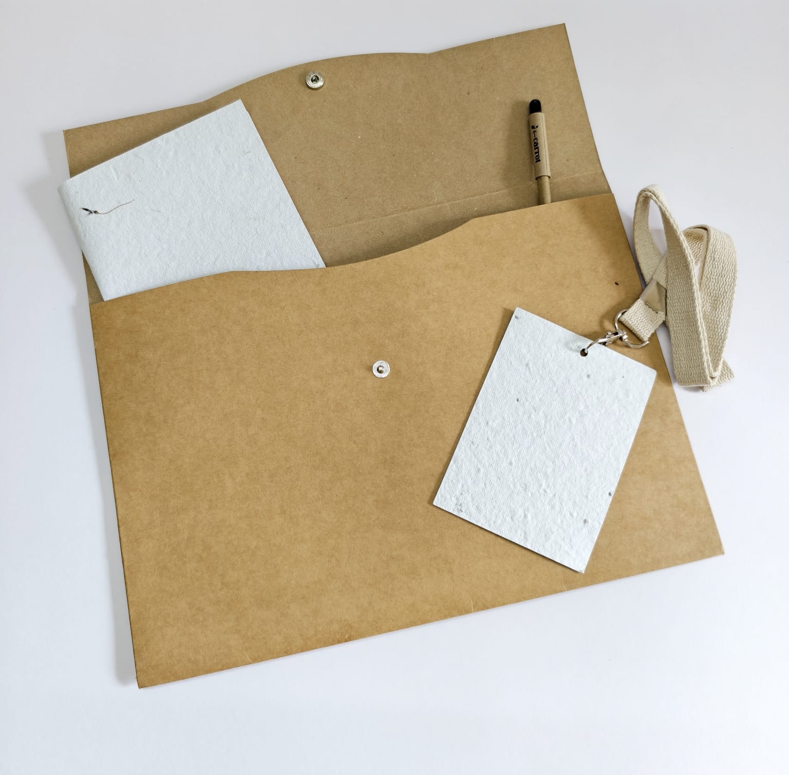 Sustainable Envelope Conference Set