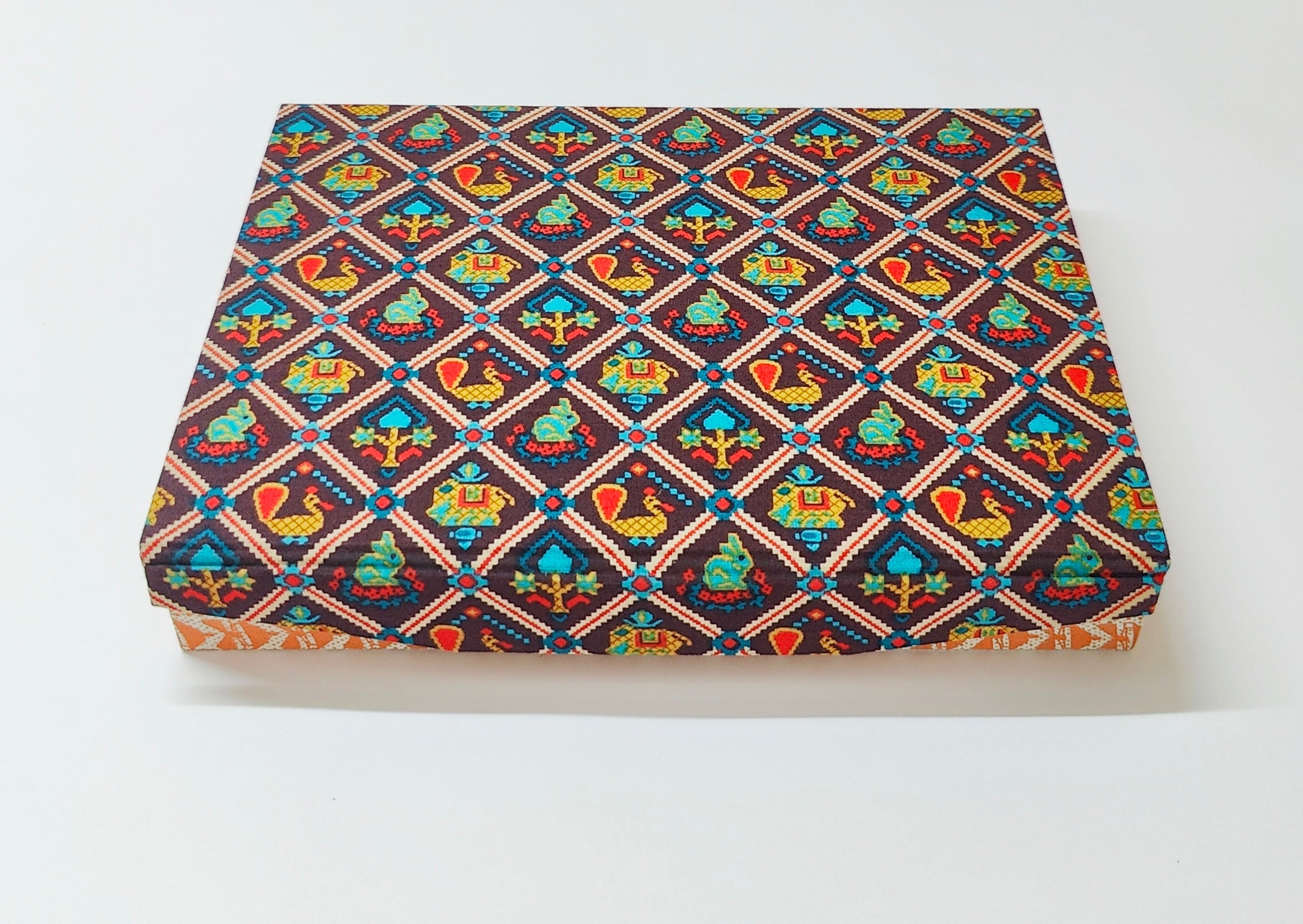 Rectangle 12 slot jewellery organizer - Brown Patola