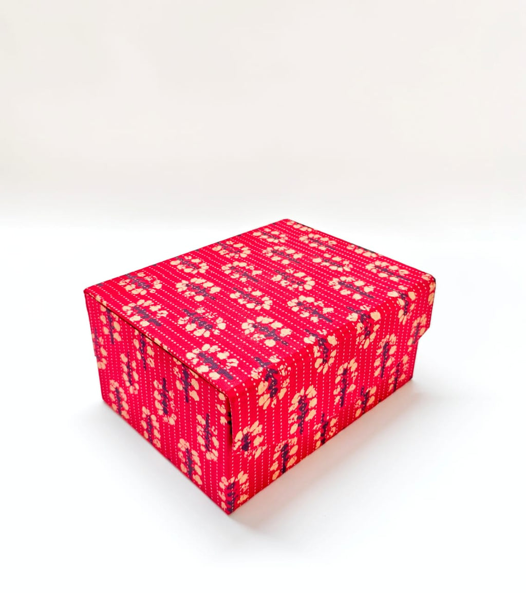 Closed Storage box - Red Ajrak