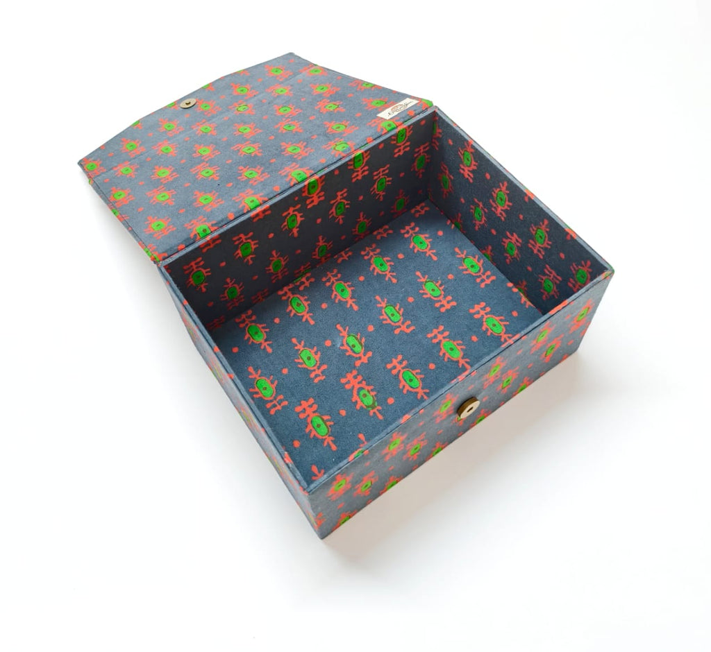 Closed Storage box - Blue-Grey Block Print