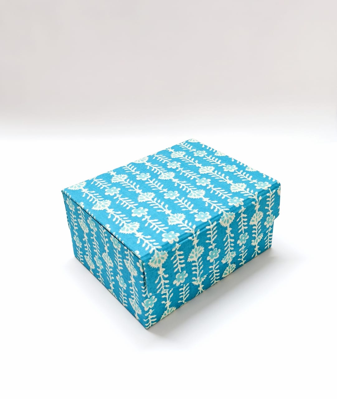 Closed Storage box - Floral Blue