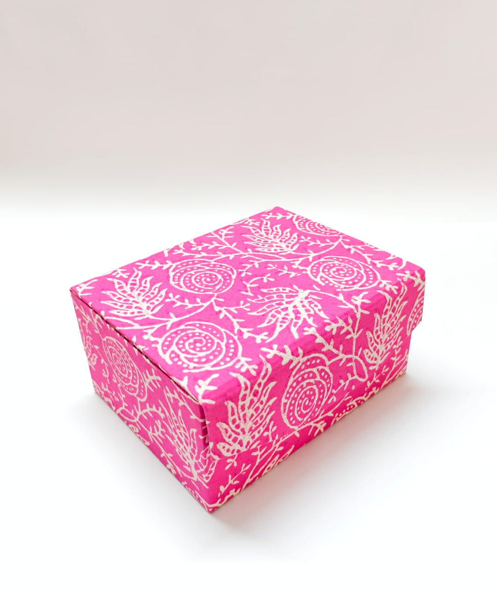 Closed Storage box - Floral Pink