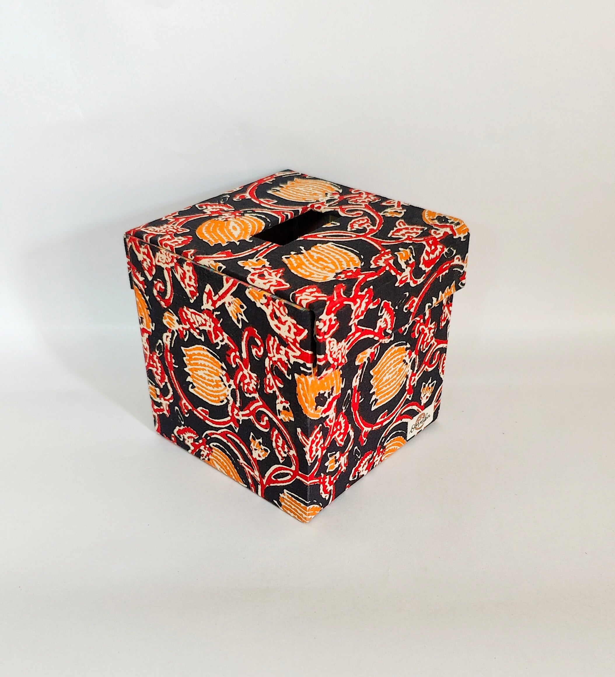 Boutique style tissue box - Black Floral