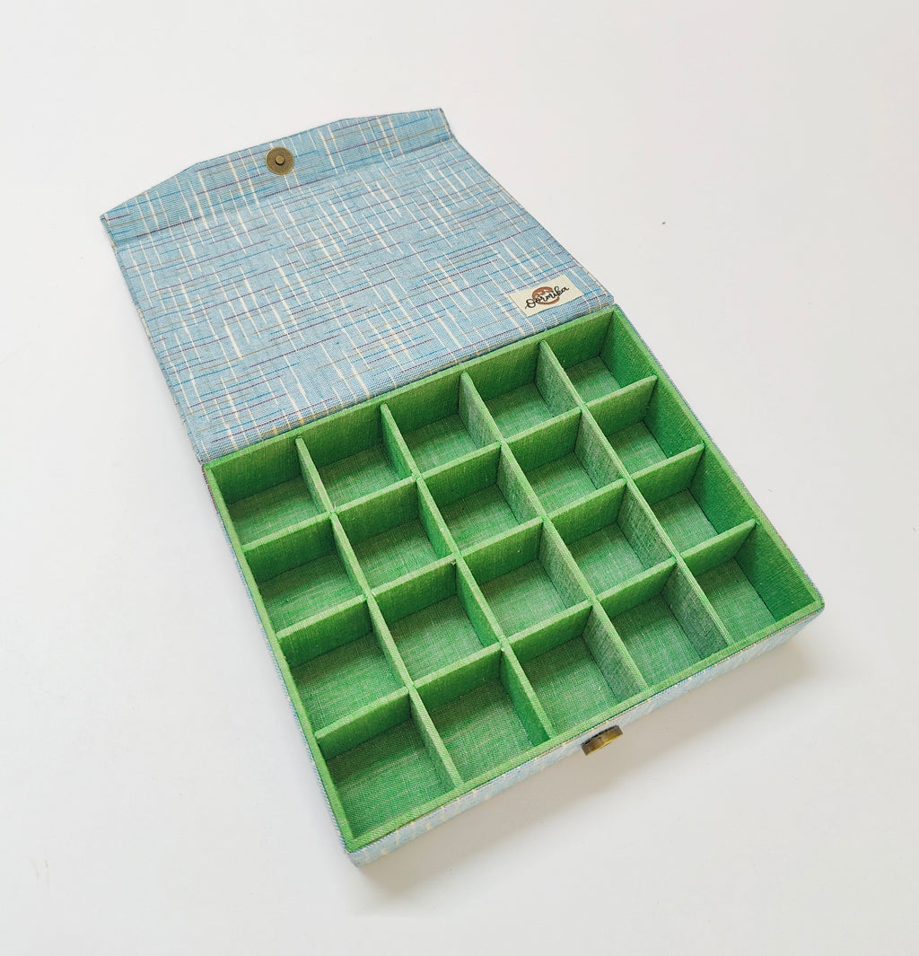 Small 20 slot ring - travel jewellery organizer - Blue Ikkat